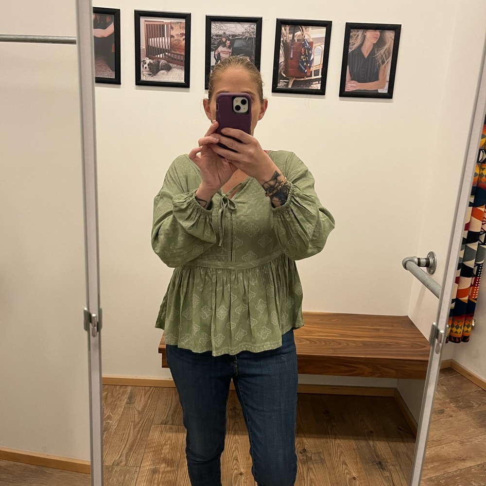 Woman’s blouse